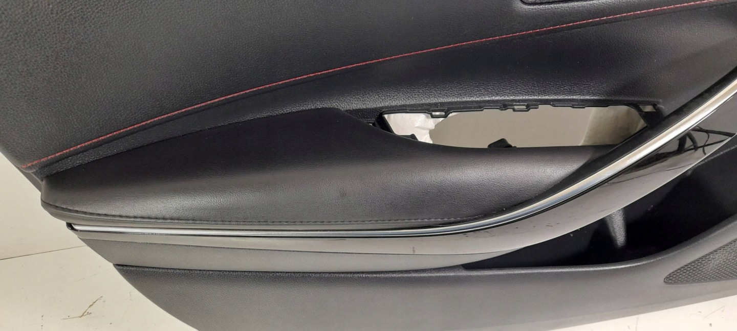 Toyota Corolla E21 GR side door front left 6761202860 (ET237)