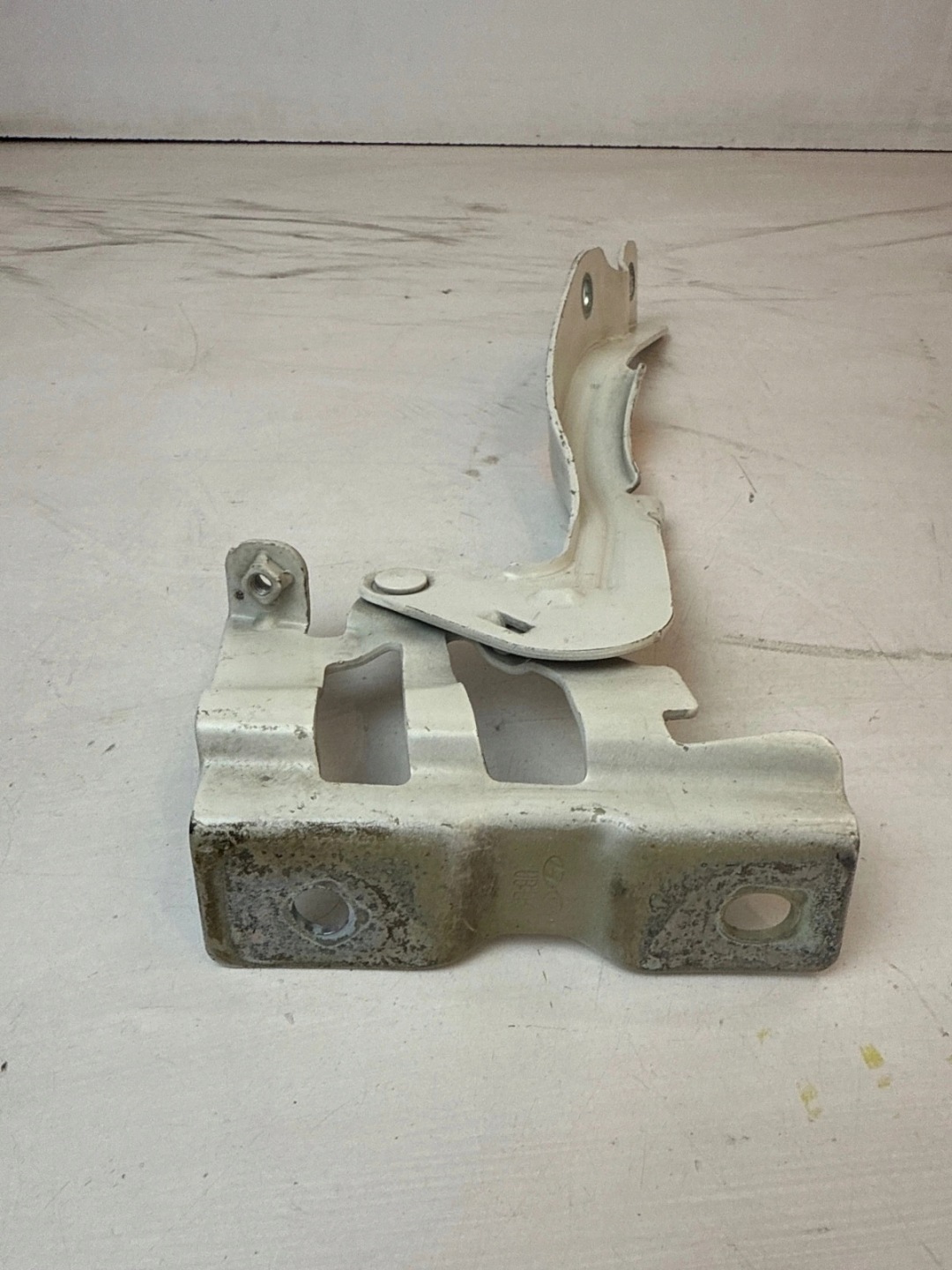 hinge bonnets front front left Kia Rio III