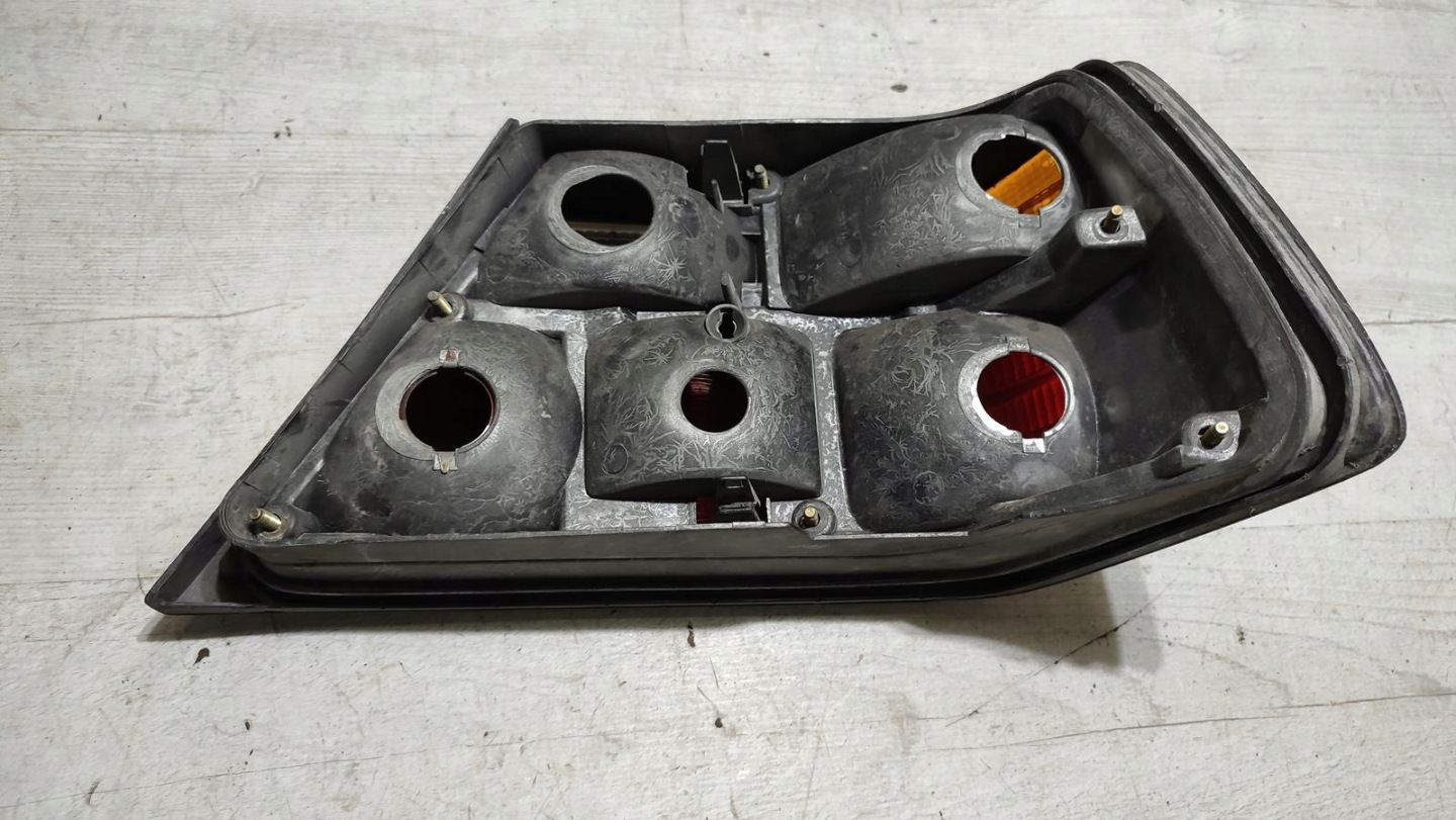 light left rear part Mercedes w124