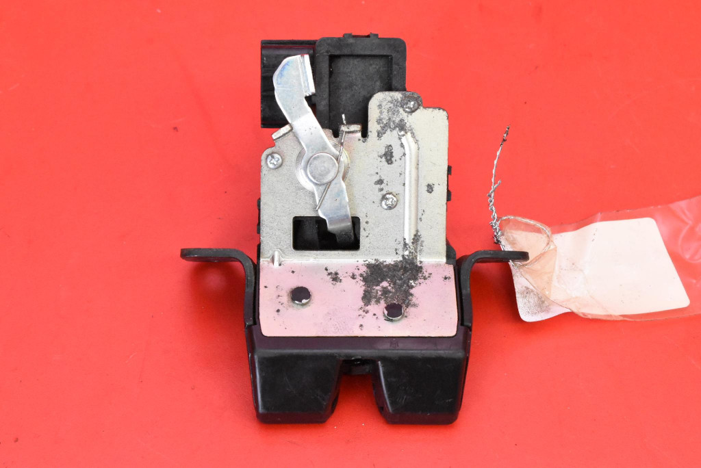 lock bonnet rear part boot KIA CEED 2 II KOMBI LIFT 15-18