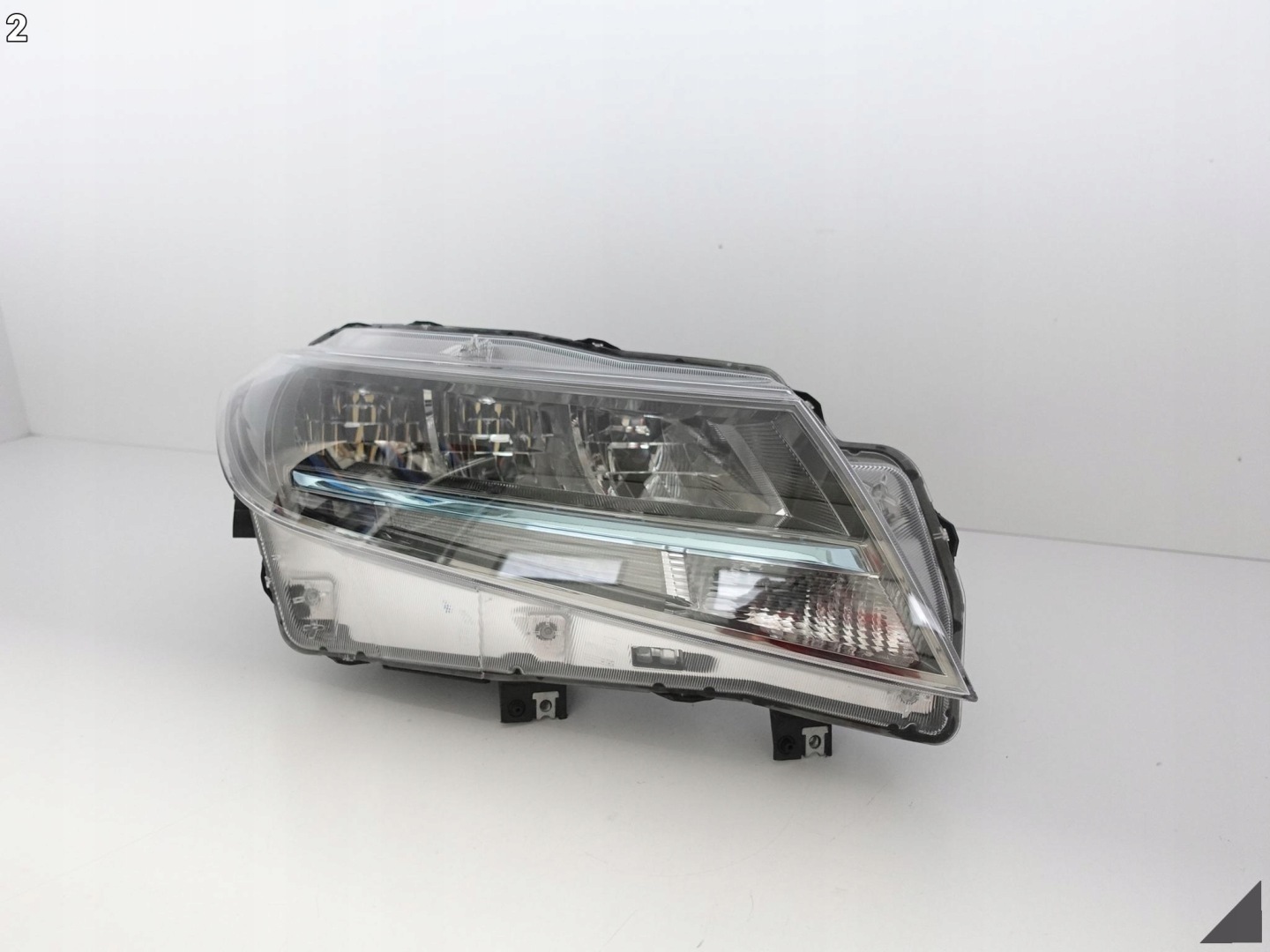 SUZUKI VITARA III LIFT 18- FULL LED light right front EUROPA