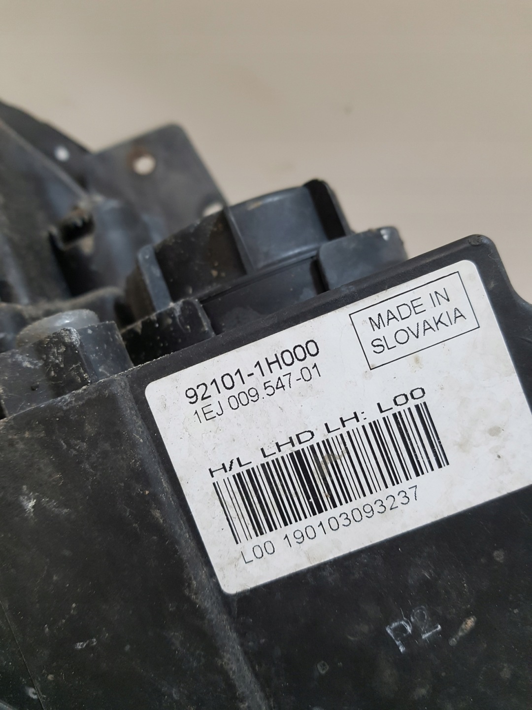 light left front KIA CEED 92101-1H000