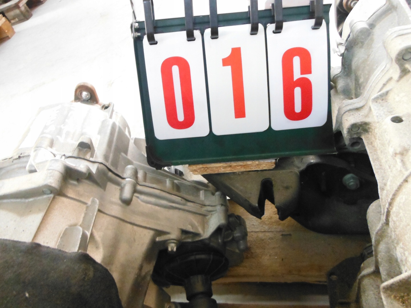 REDUKTOR compartment ROZDZIELCZA BMW ATC13-1 5.0