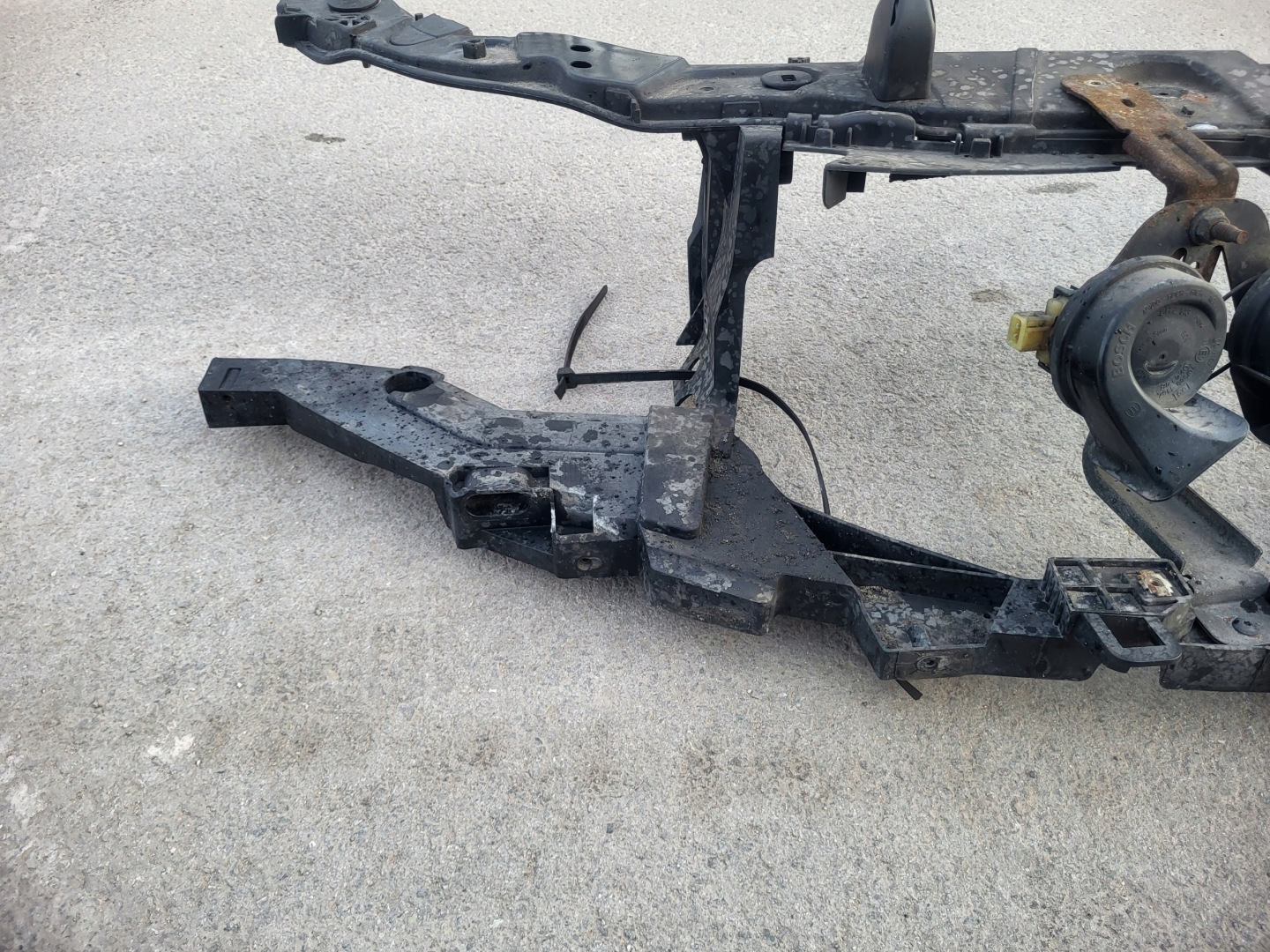 support panel for radiators wall support RENAULT LAGUNA III