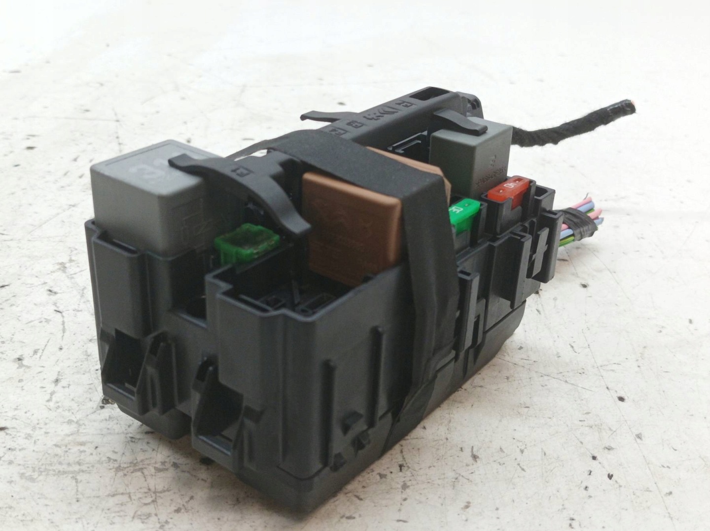 Module fusibles 1.2 B 130KM Peugeot 2008 II (2019- )