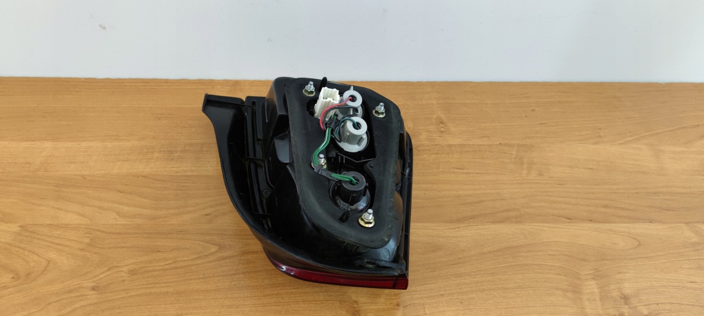 MITSUBISHI COLT V right light rear part rear complete