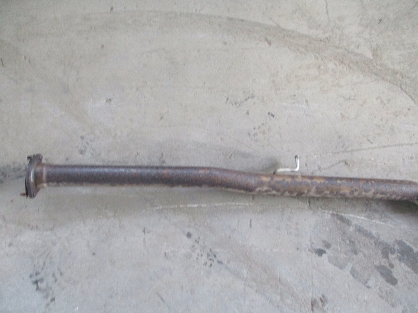 exhaust pipe VOLVO V60 2,0D
