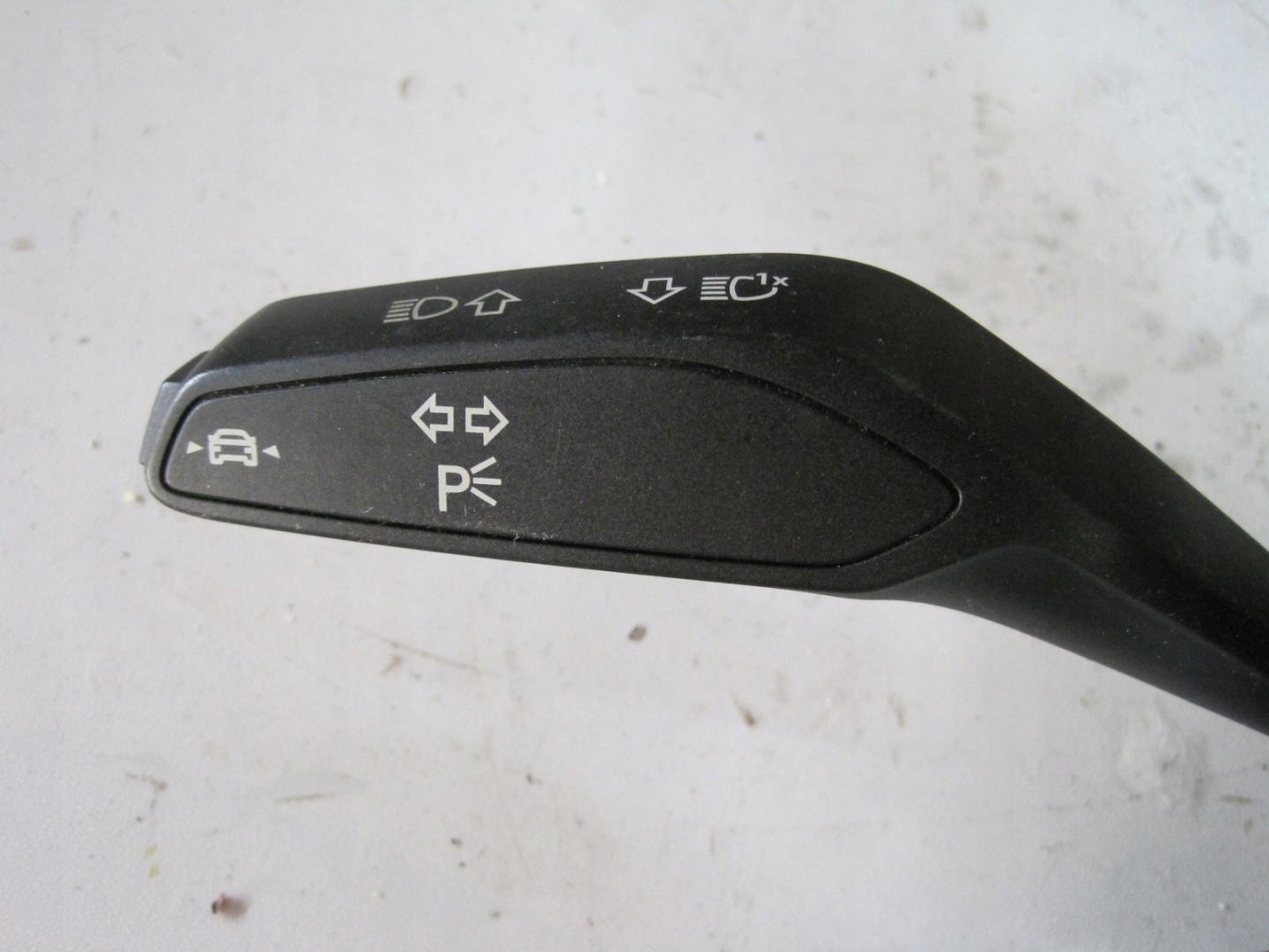 DEVIO LUCI TERGICRISTALLO TERGI DEVIO LUCI DEVIO AUDI A1 82A 82A953521FL
