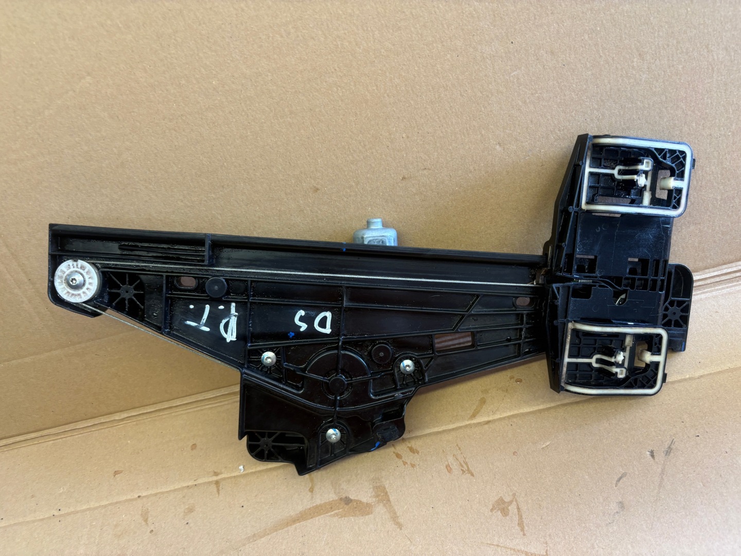 CITROEN DS3 fensterheber rechts heck 9828219480