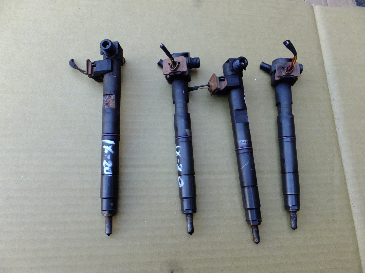 nozzle hyundai ix20 1,4 crdi 33800-2A780
