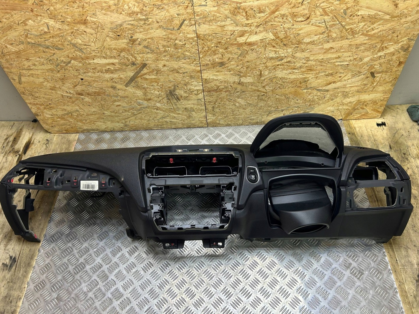 Angielska dashboard instrument panel BMW 1 F20 F21 2013 RHD