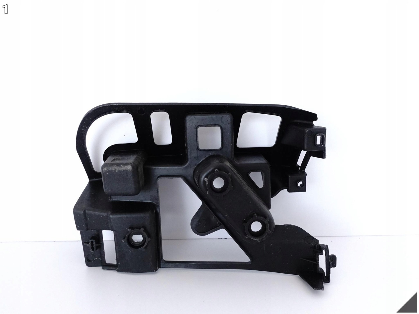 PEUGEOT 5008 II 2 17- bumper holder bracket console support right rear part