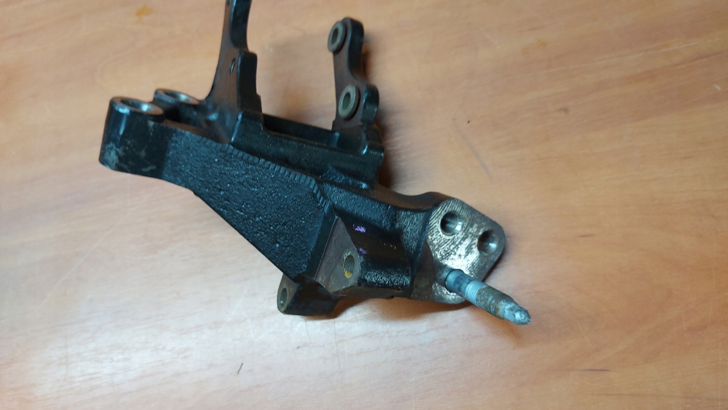 console bearing airbag engine mount left TOYOTA AVENSIS II COROLLA VERSO
