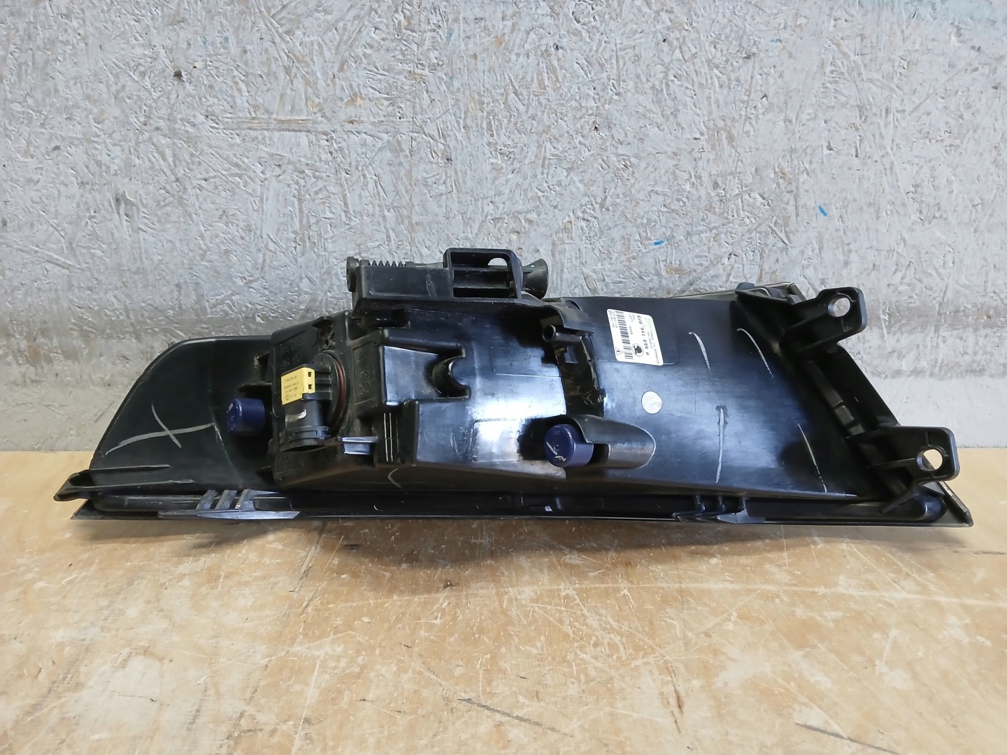 Nebelscheinwerfer links SKODA FABIA III 3 6V0941699A