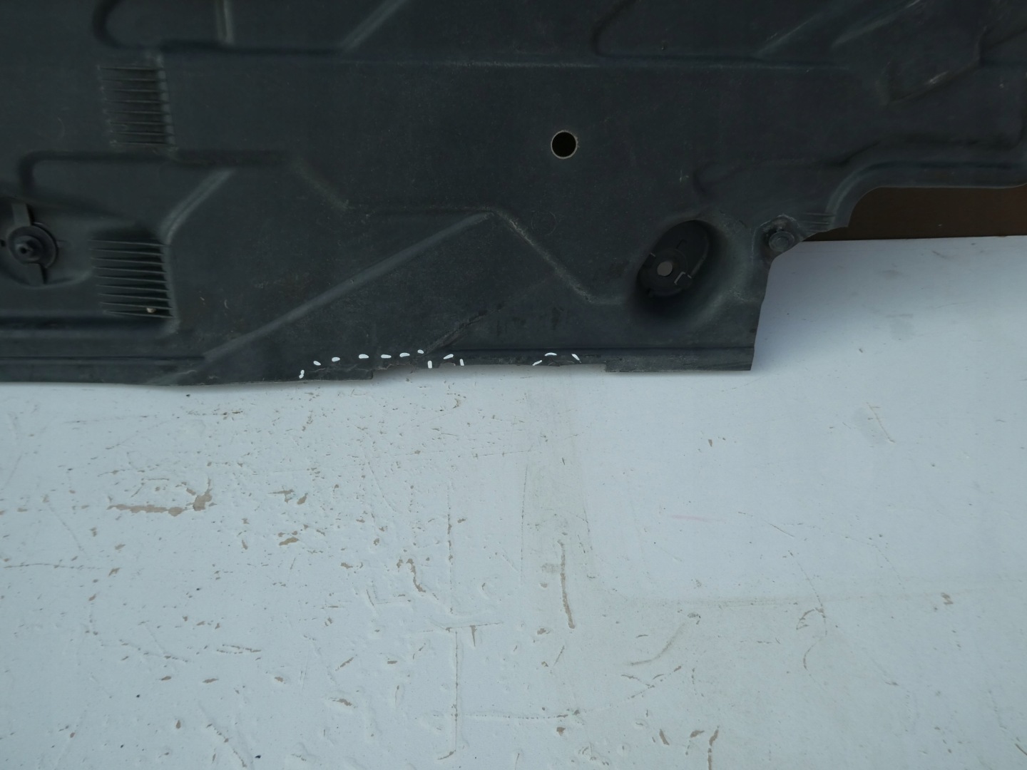 MERCEDES X204 GLK cover chassis