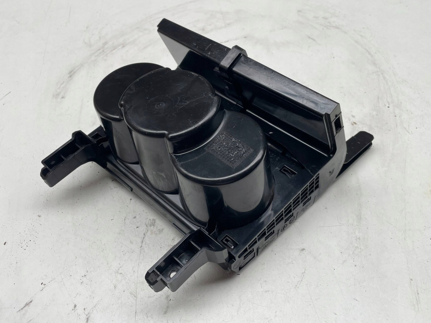 Poignée pour KUBKI Console Moyen Skoda Superb B8 (3V) 3V0858329