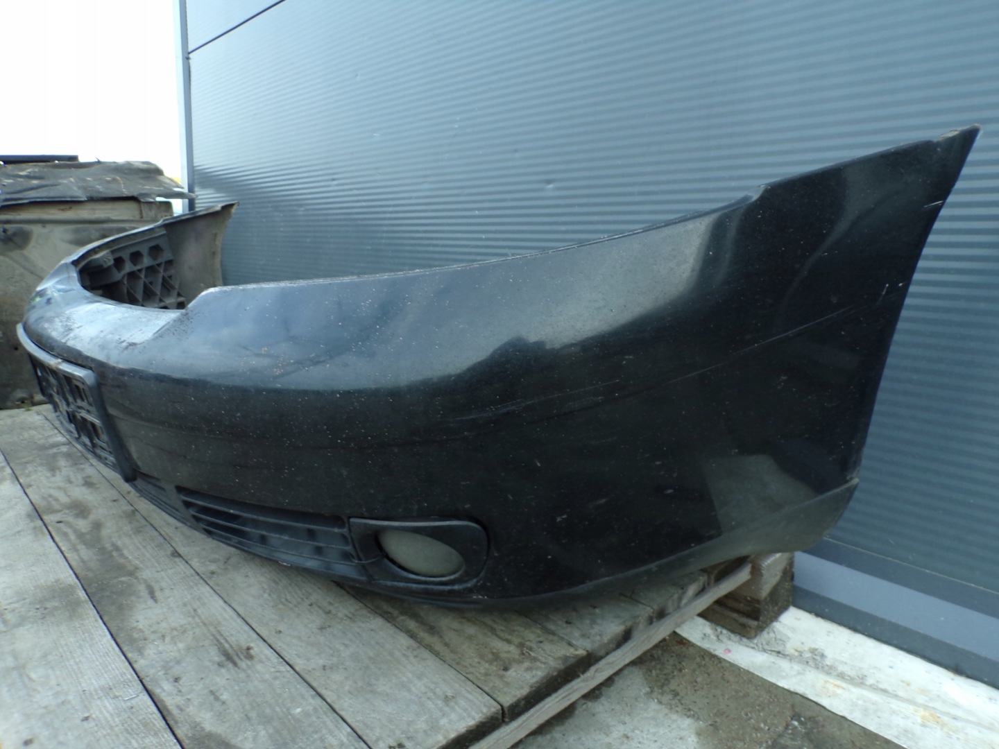 Frontstoßstange vorne AUDI A4 B5 LIFT Farbe LY9B (1)