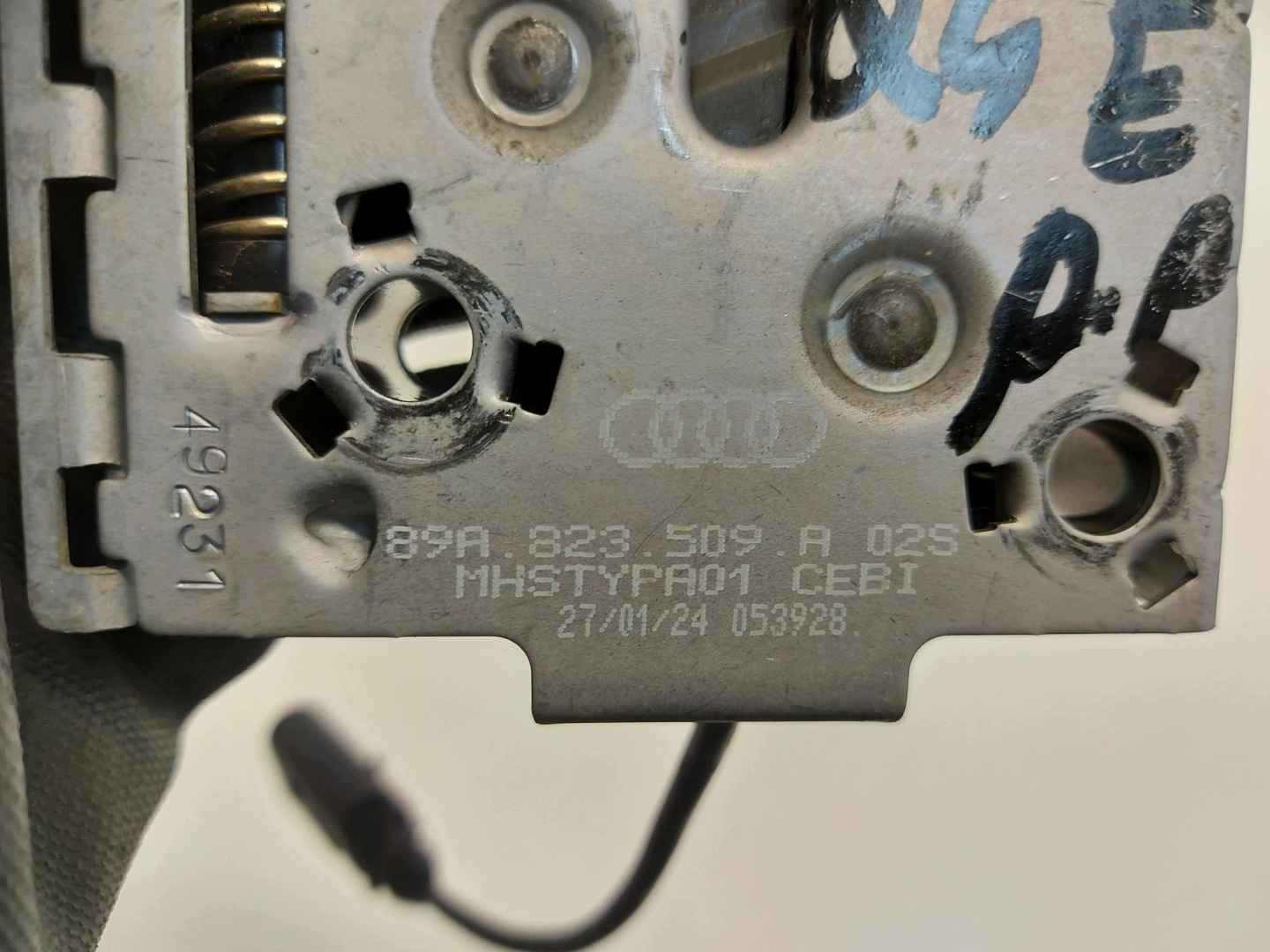 Audi Q4 89A 45 E-TRON , SUV, 2023 bonnet latch lock 89A823509