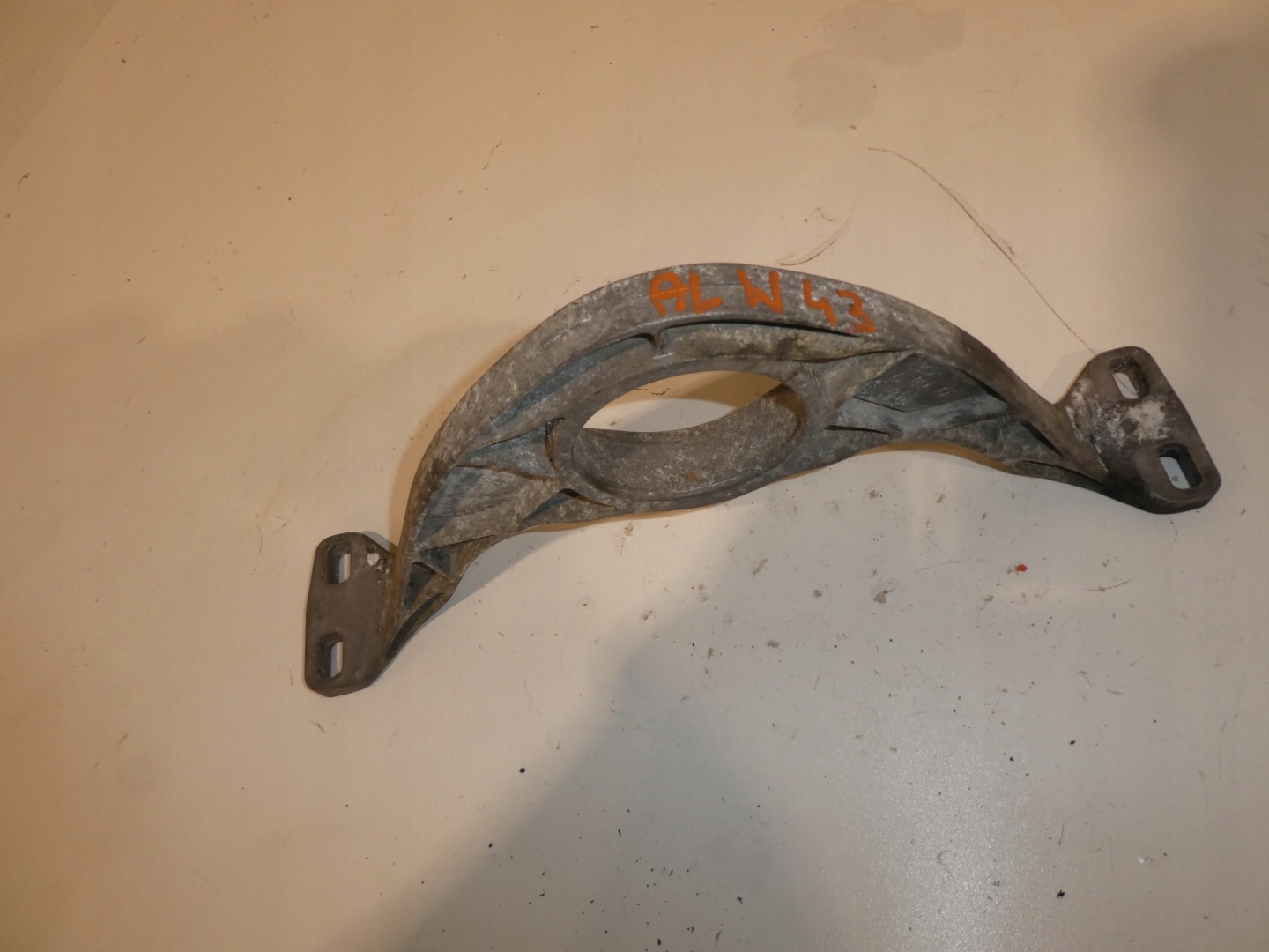 SUPPORTO ALBERO VW TIGUAN E 5N0804421