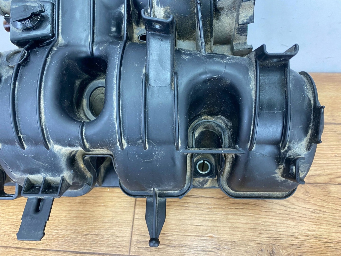 intake manifold Ford Explorer VI 2020+