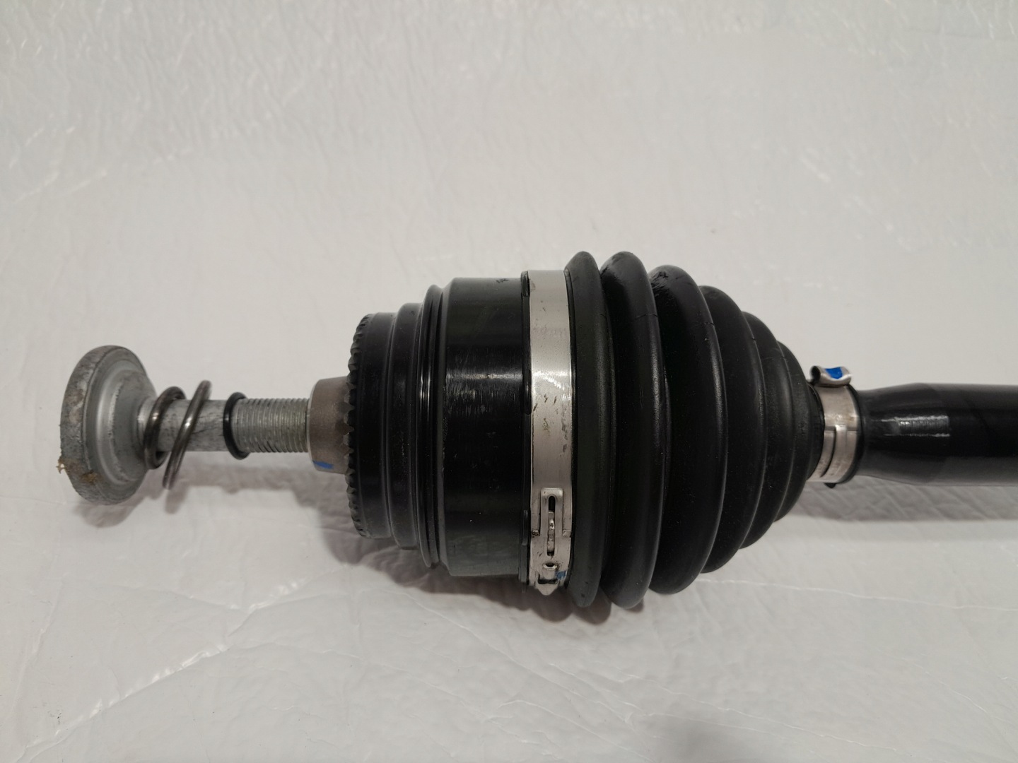 BMW X3 G01 LCI semi-axis NAPEDOWA left front 8643183
