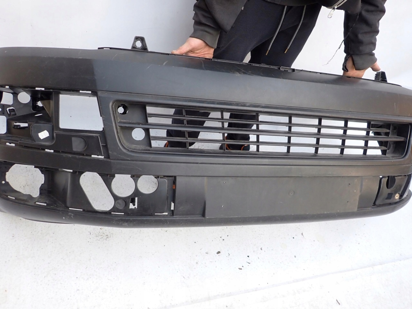 VW T5 MULTIVAN LIFT 09-15 nárazník předek PDC
