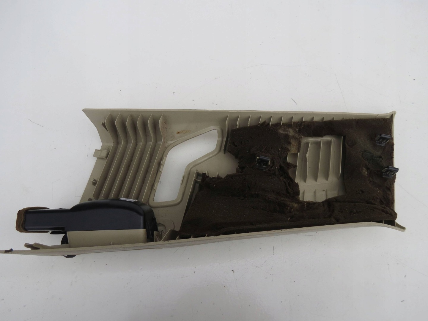 cover SLUPKA left rear part VOLVO XC90