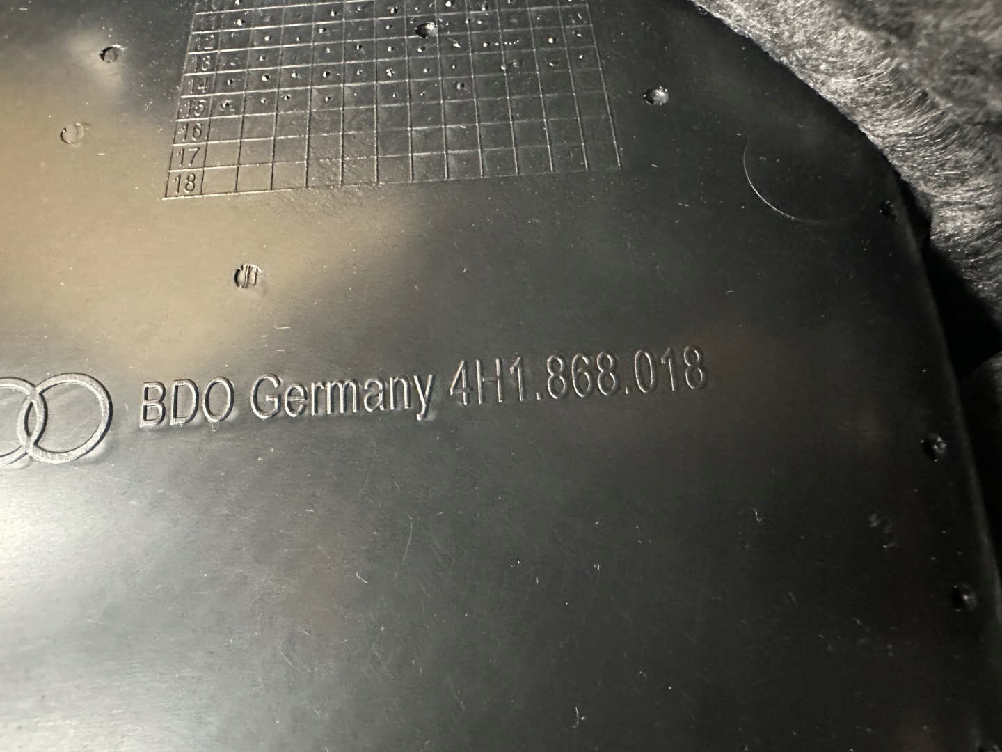 AUDI A8 4H D4 side door right front EXCLUSIVE