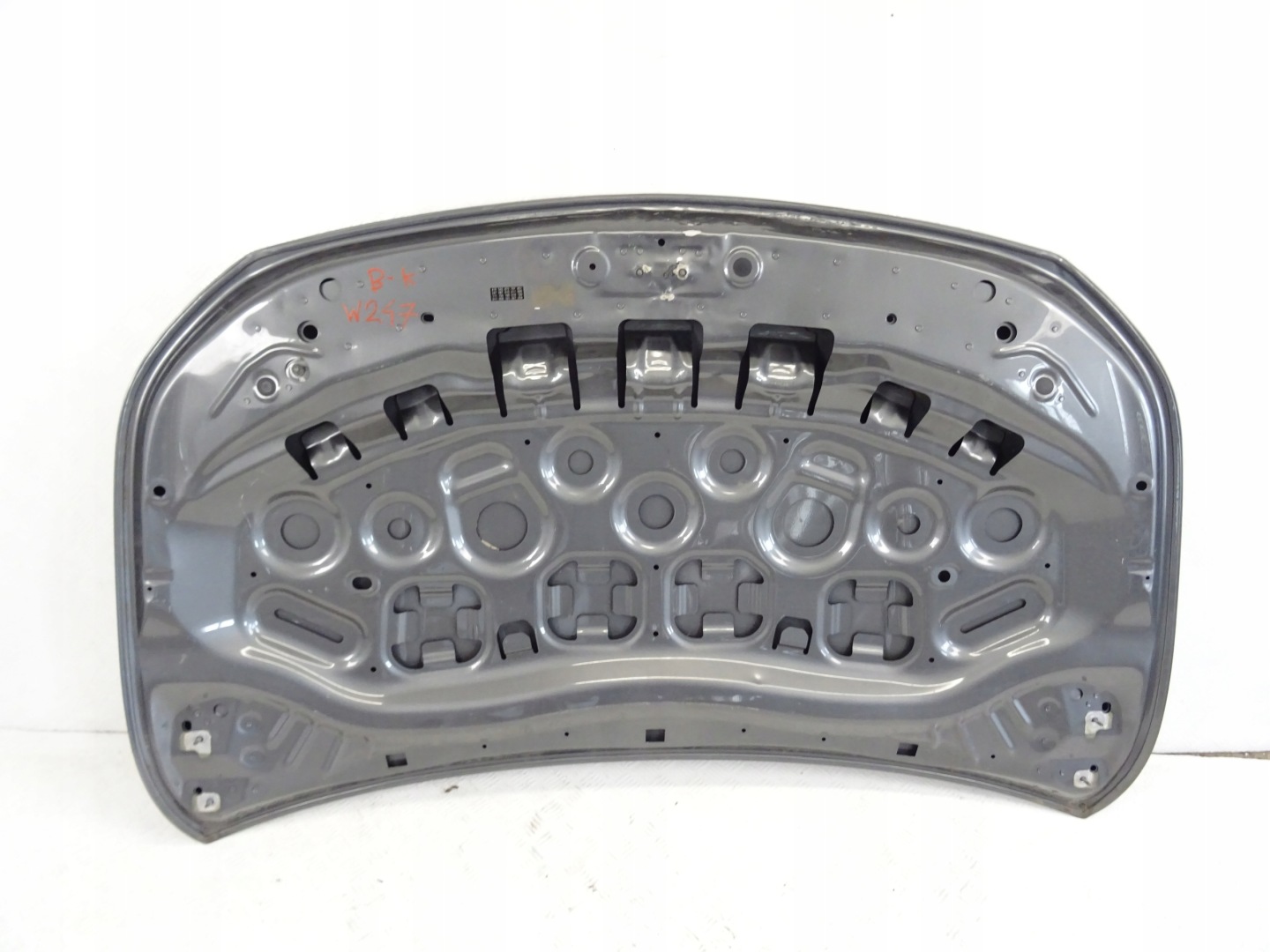 MERCEDES B-KLASA 247 bonnet