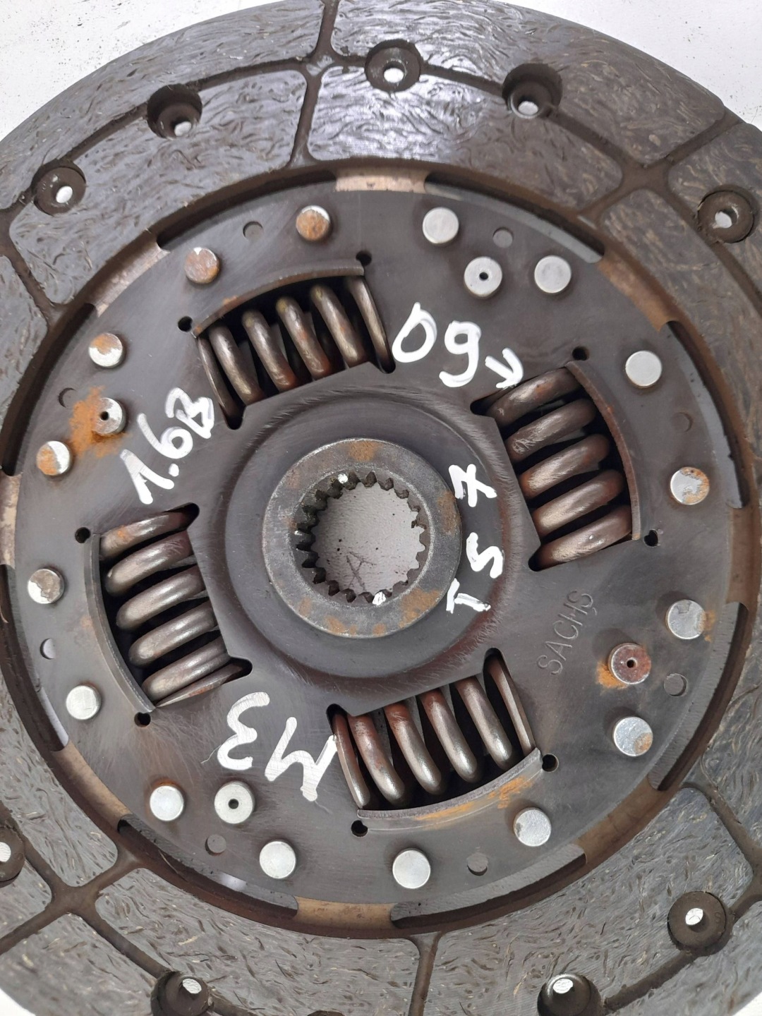 Mazda 3 BL 1,6B Disque Embrayage 8V617550F1A (TS7)