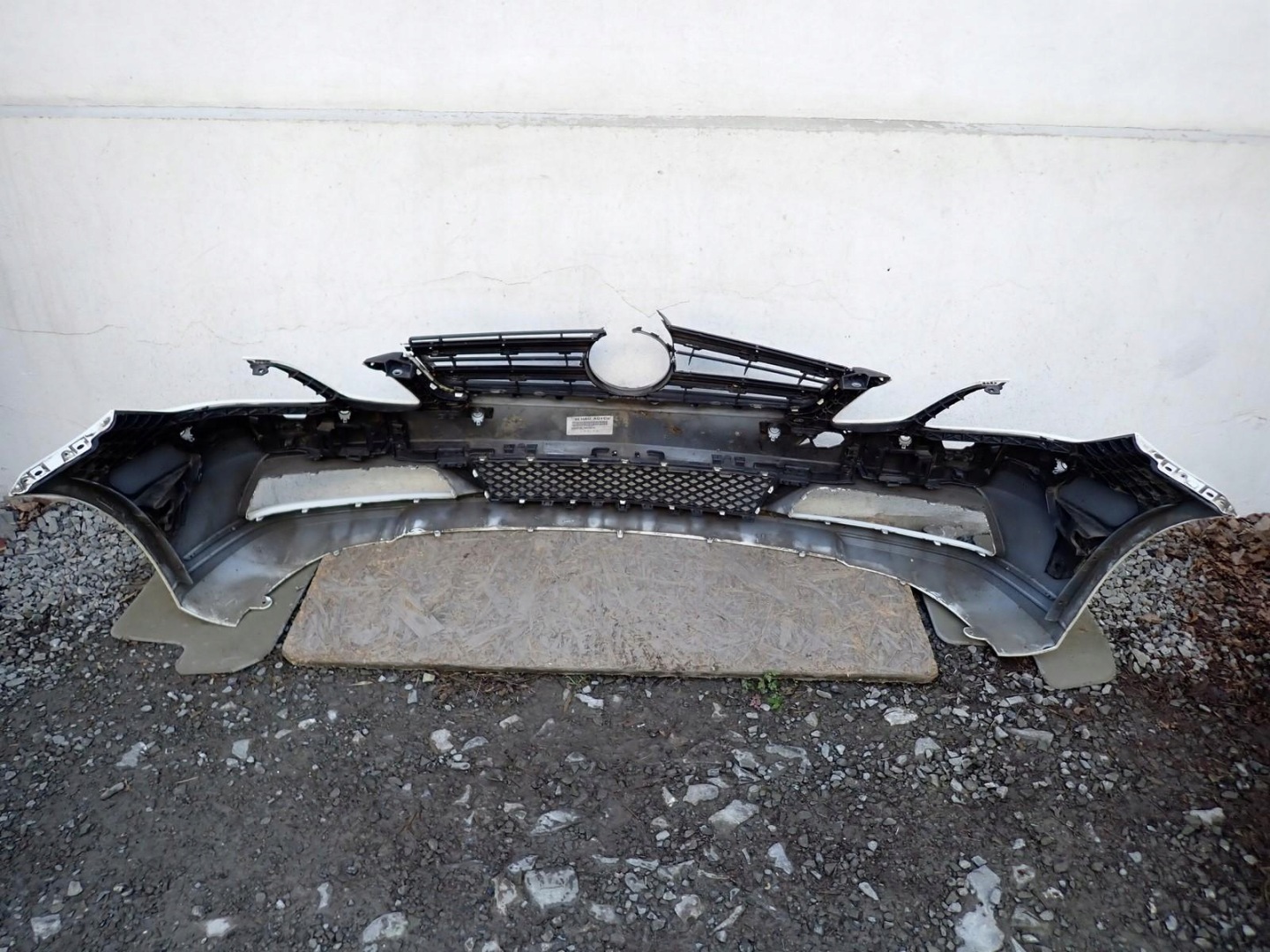 bumper front front MERCEDES E KLASA COUPE 207 2009-2013R A2078850425