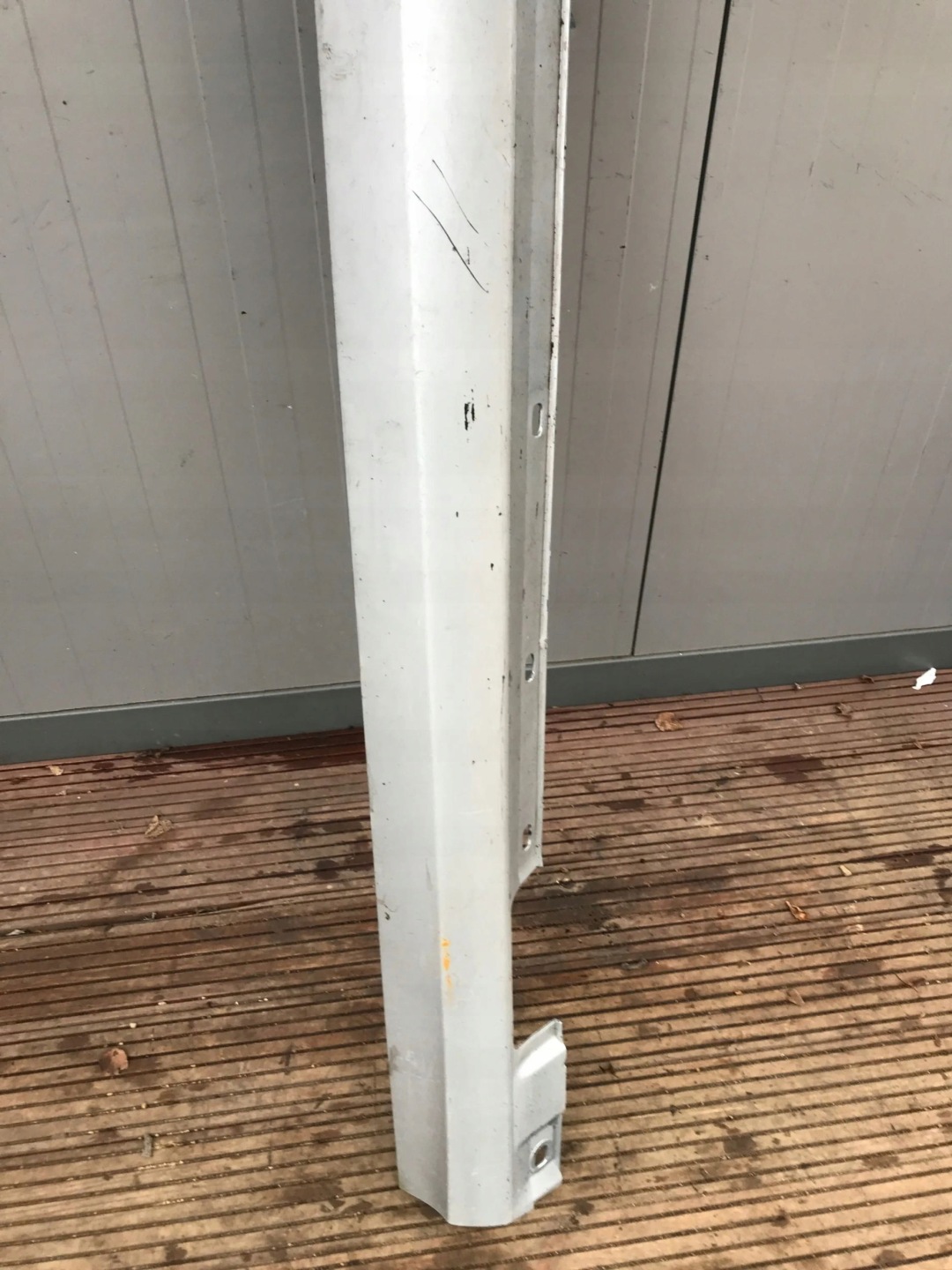 moulding threshold left MERCEDES W204 A2046900340