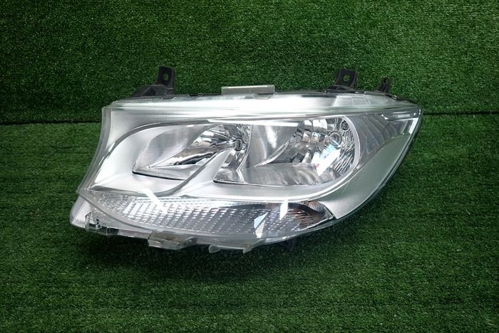 MERCEDES SPRINTER 910 W910 W907 18- reflektor left light left A9109060000