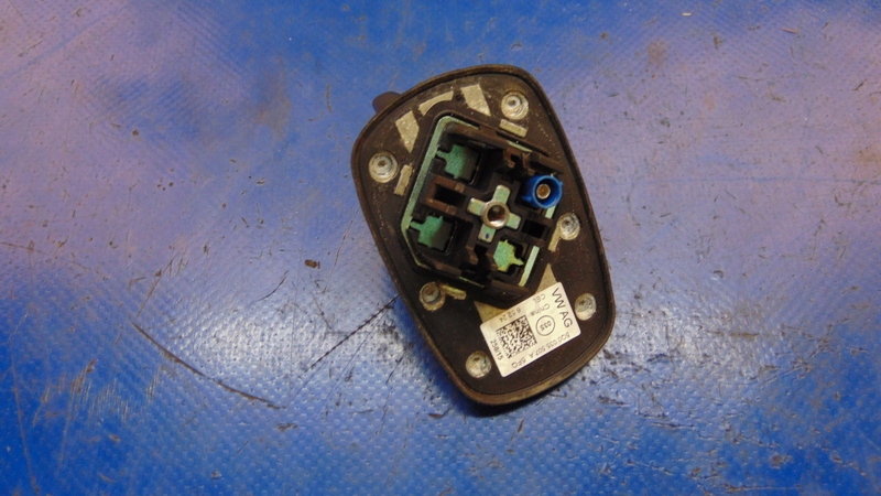 Antenne 5Q0025507A SKODA OCTAVIA III 13-20R