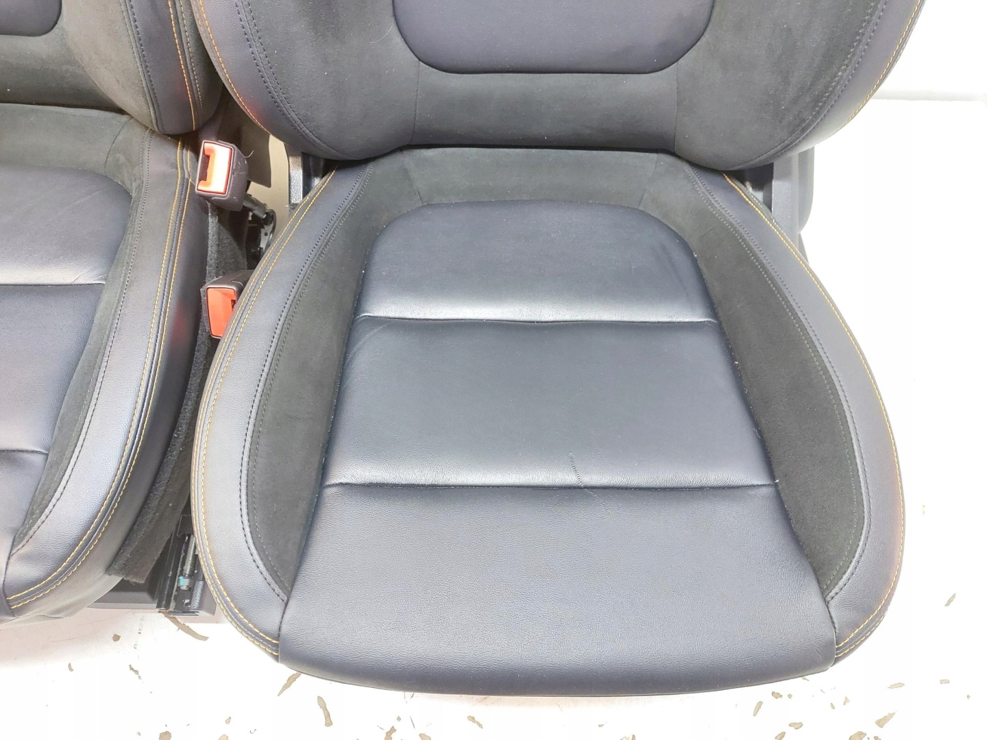 Ford Ranger X 6 VI 2024r Siège komplet