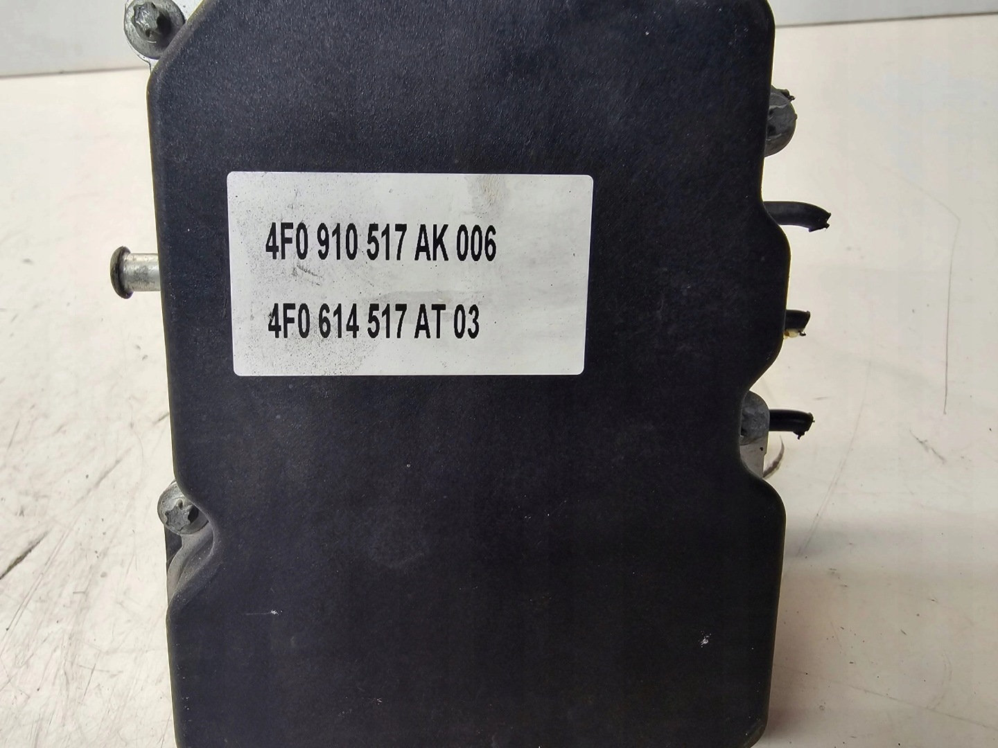 pump + control unit ABS ESP AUDI A6 C6 4F0910517AK 4F0614517AT