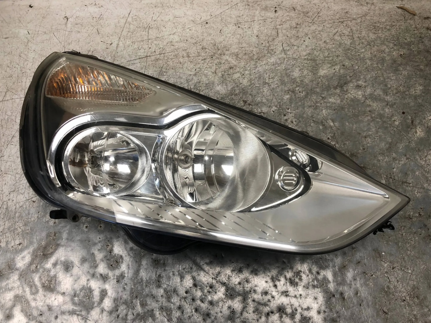 light right front FORD S-MAX MK1 6M21-13W029-AH