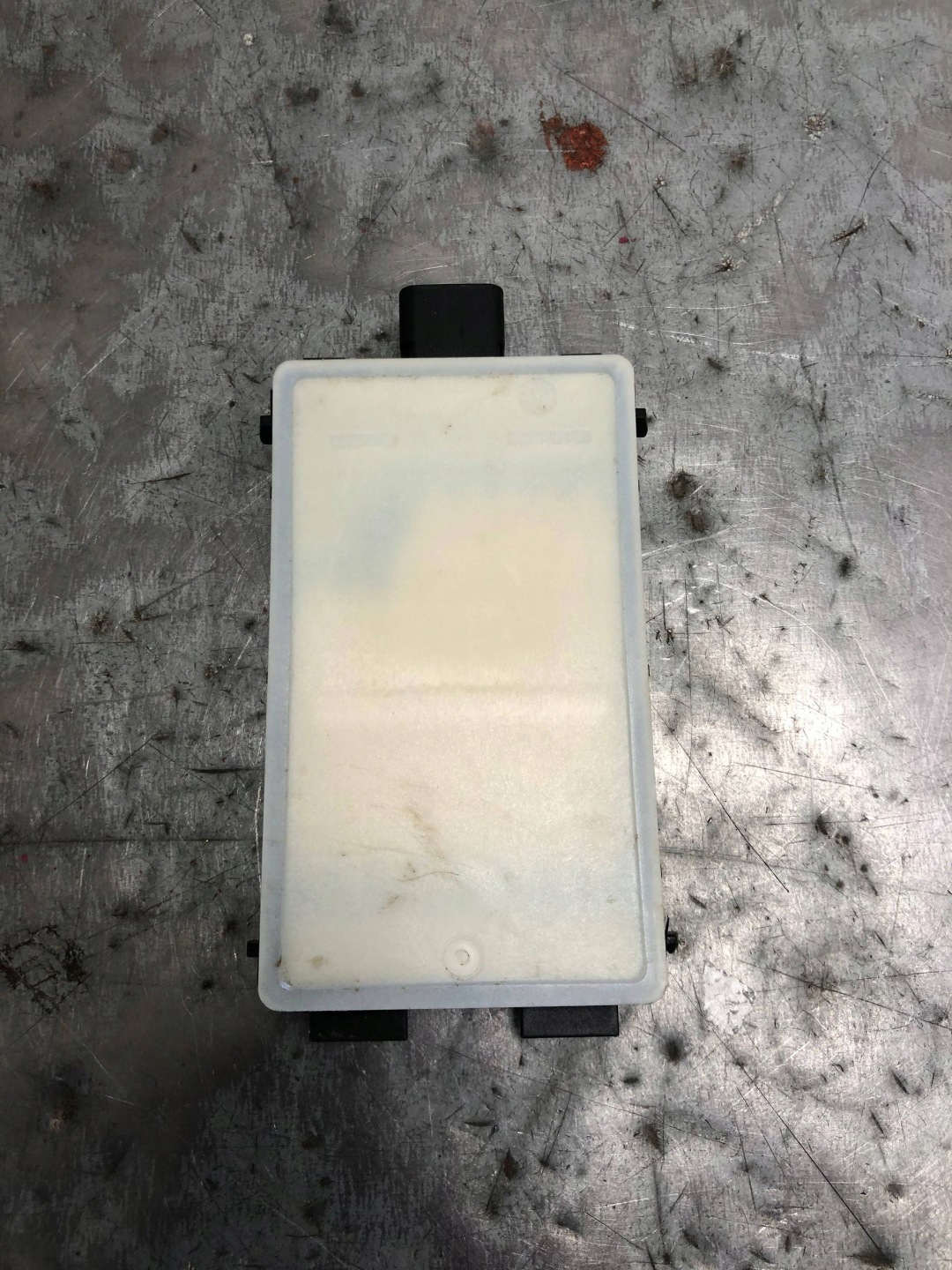 module RADAR ASYSTENTA supports BMW IX 28822555