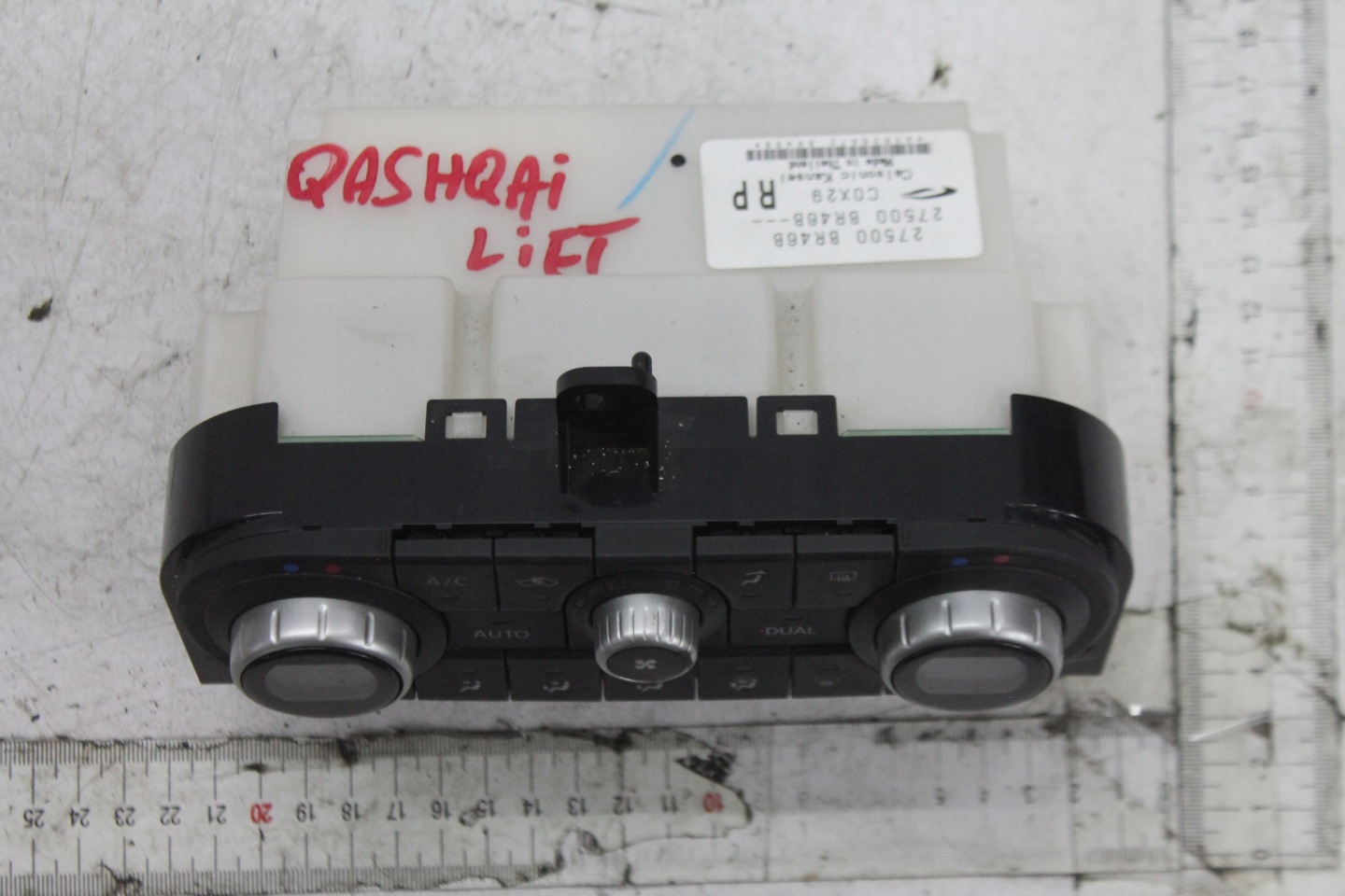 commande de climatisation 27500BR46B QASHQAI J10 LIFT 09