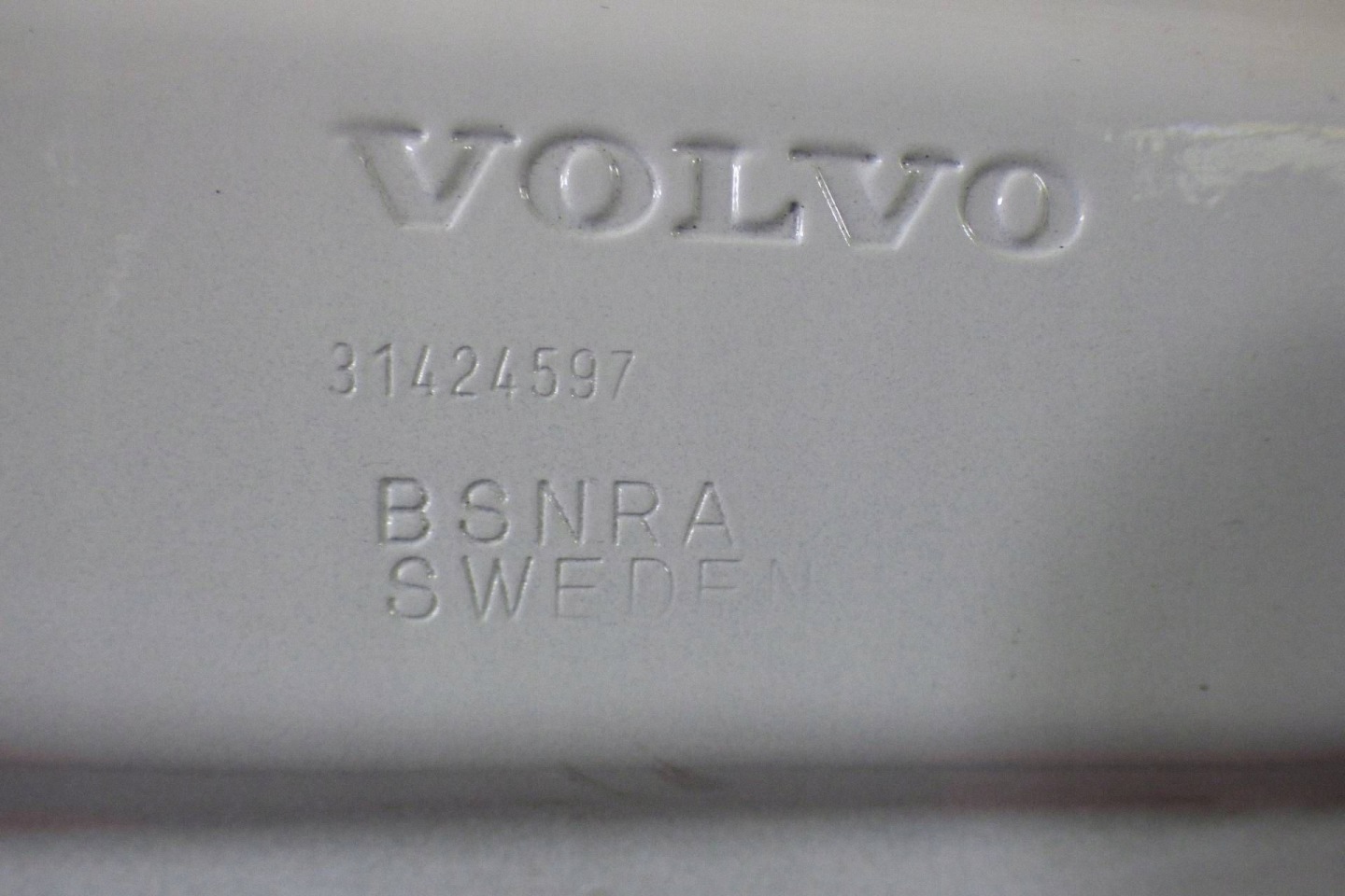 Volvo V60 S60 and II door left front 31424597 2011-2018
