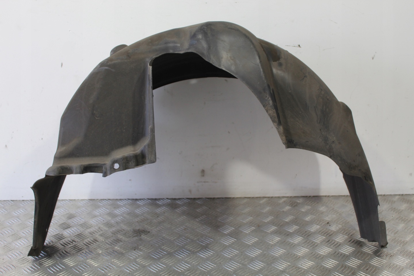 mudguard left rear part 8044645 BMW M3 E90 LIFT sedan