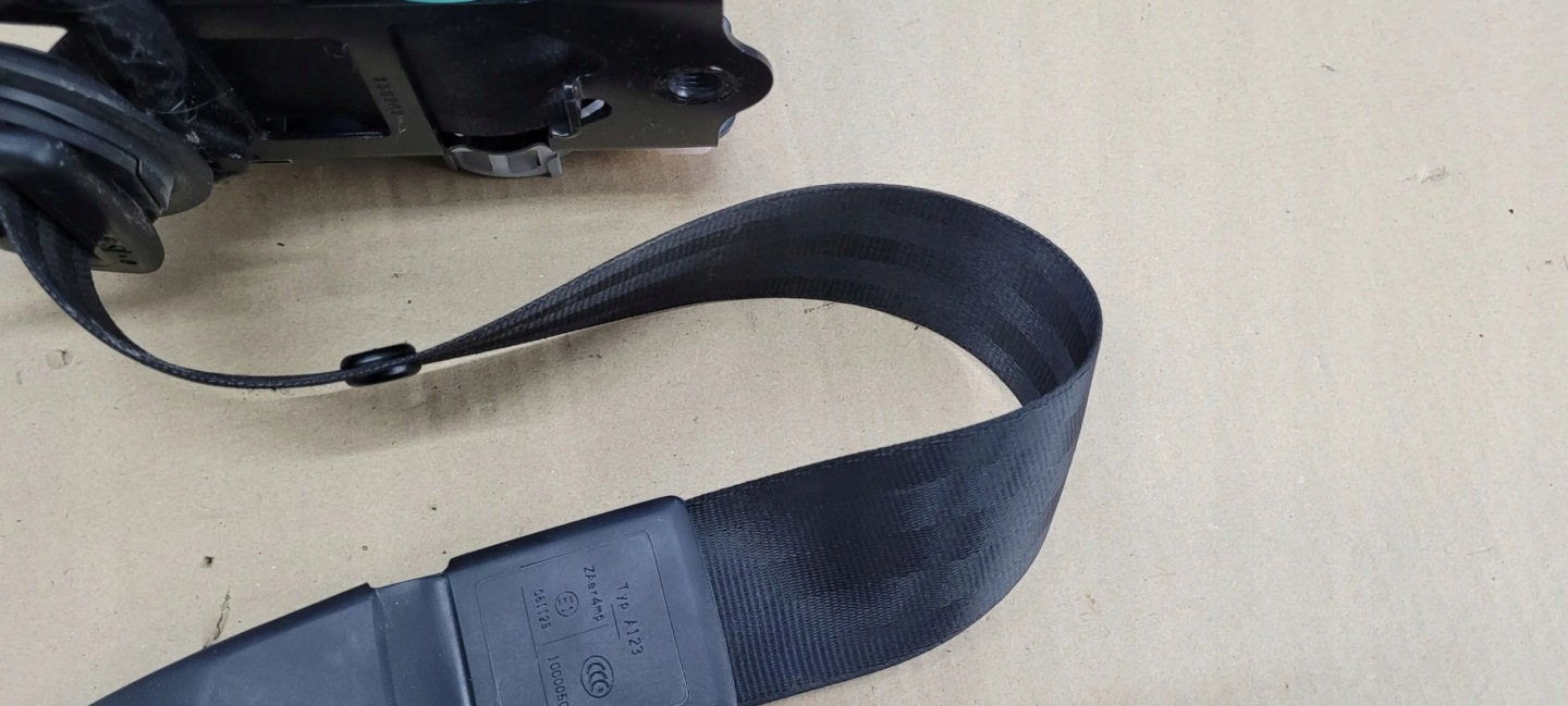 A6 C7 4G tension belt safety right front 4G8857706D A7 4G