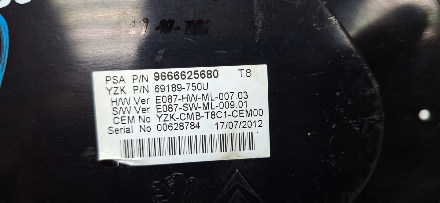 dials 9666625680 PEUGEOT 5008 1.6 HDI 2009