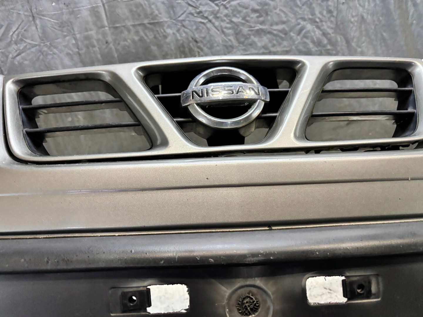 front bumper Nissan X-Trail T30 and 1 k: KX4