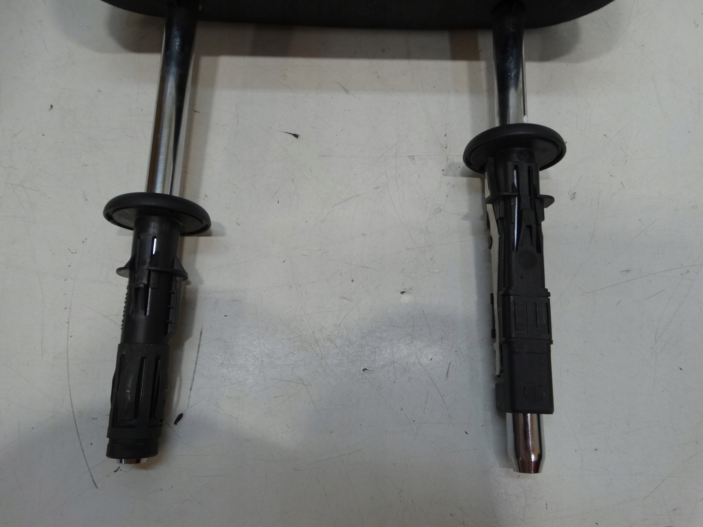 rest front left right FABIA II 1T0883920C