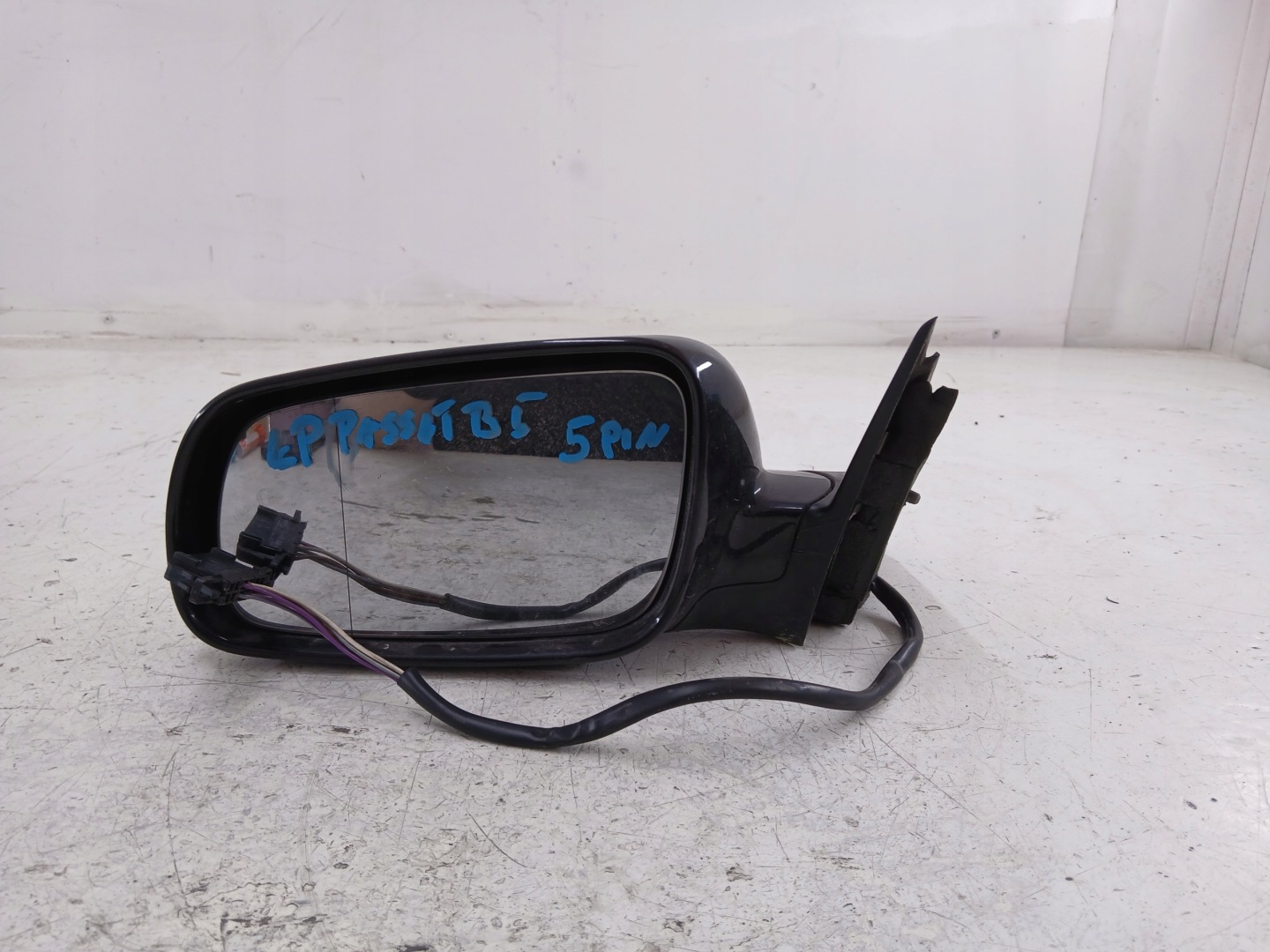 VW PASSAT B5 mirror left 5 PIN black,
