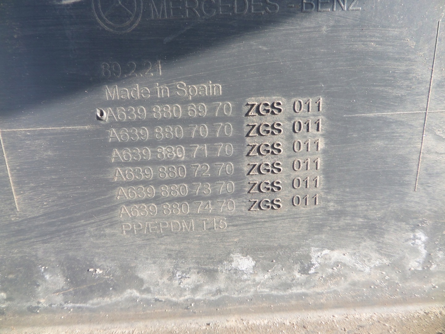 MERCEDES VITO W639 LIFT bumper front front 4XPDC A6398806970 original