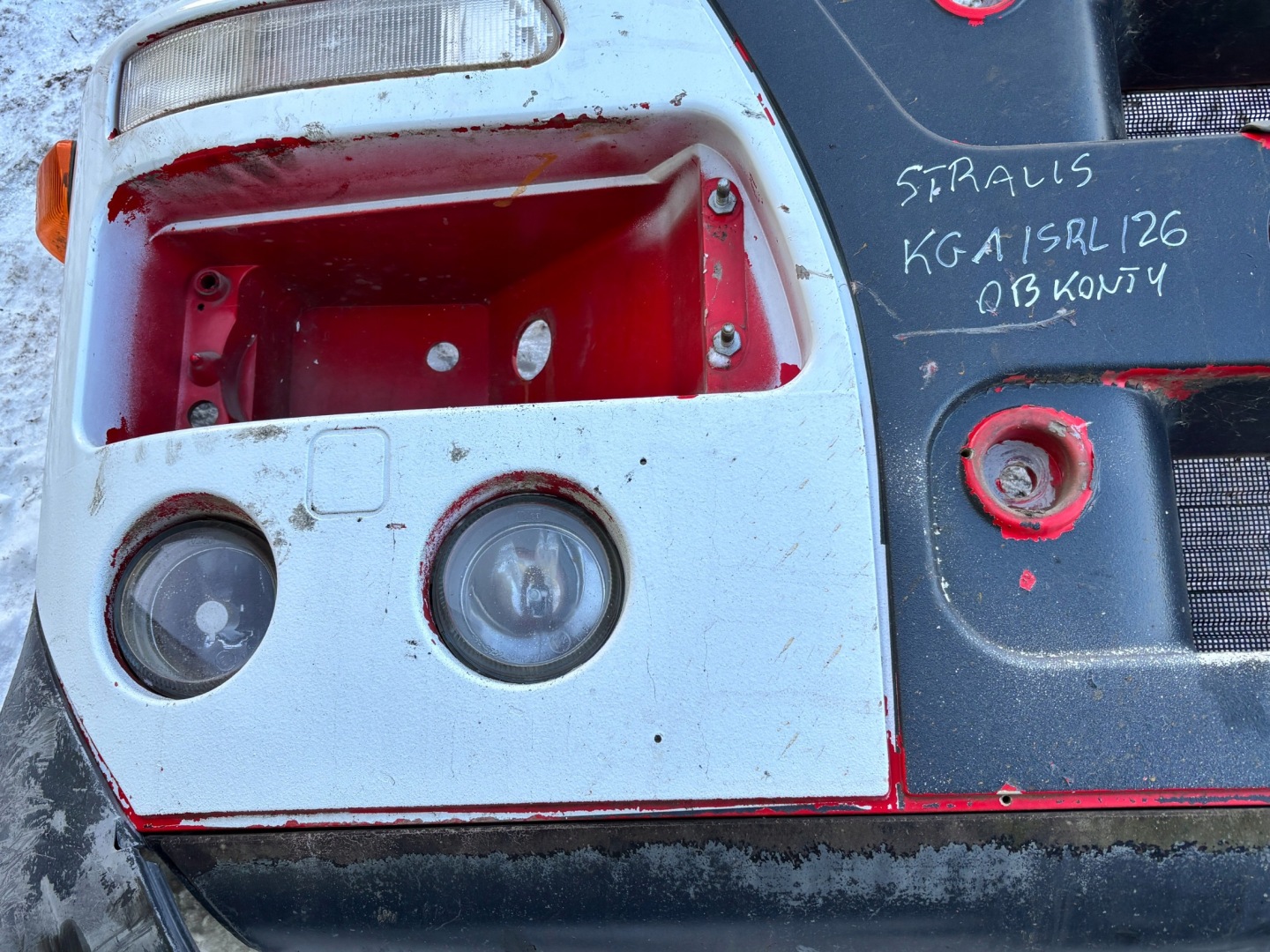 nárazník přední Iveco Stralis