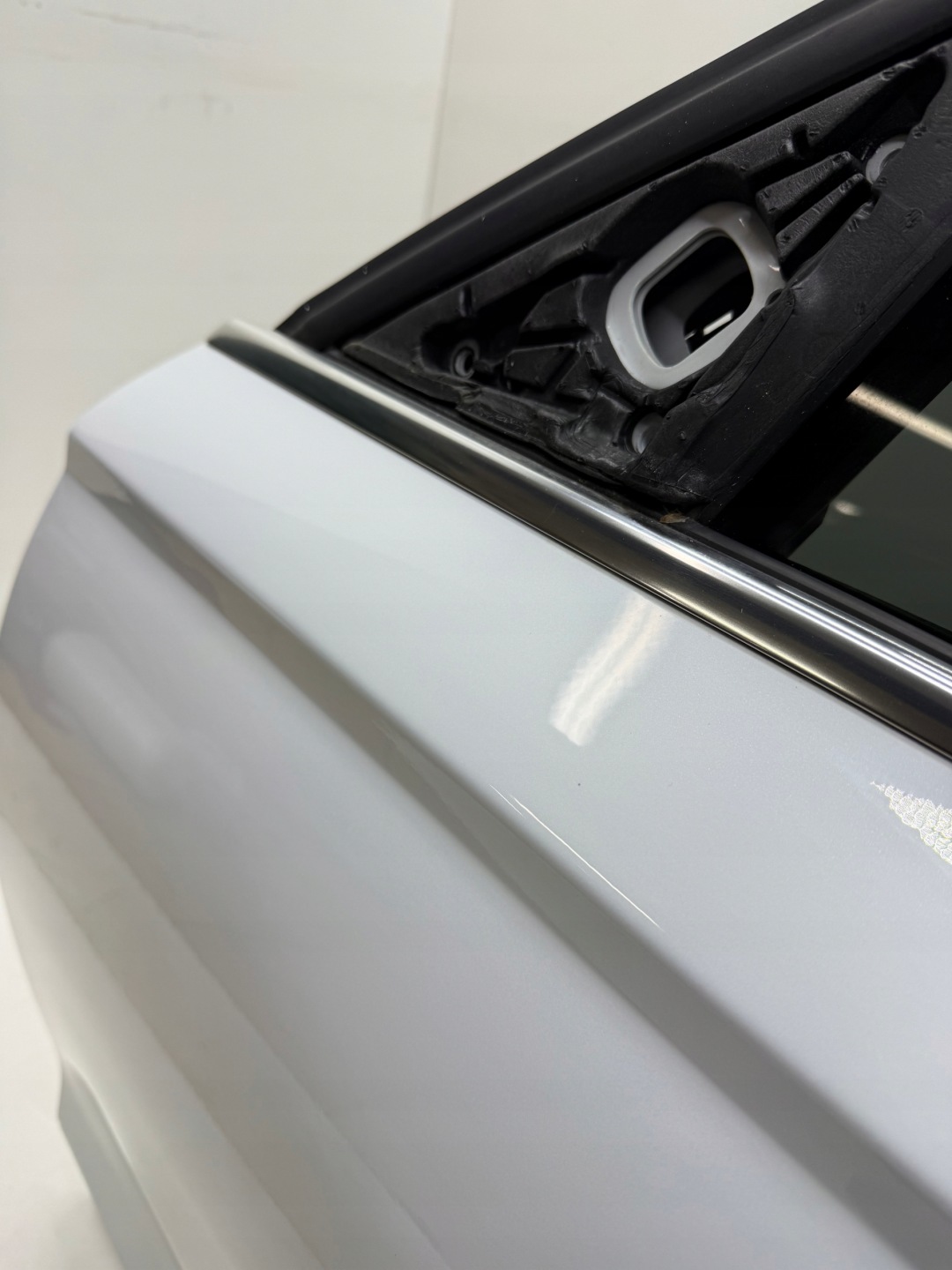 AUDI A6 S6 C7 door driver´s left front LS9R BIALE nice