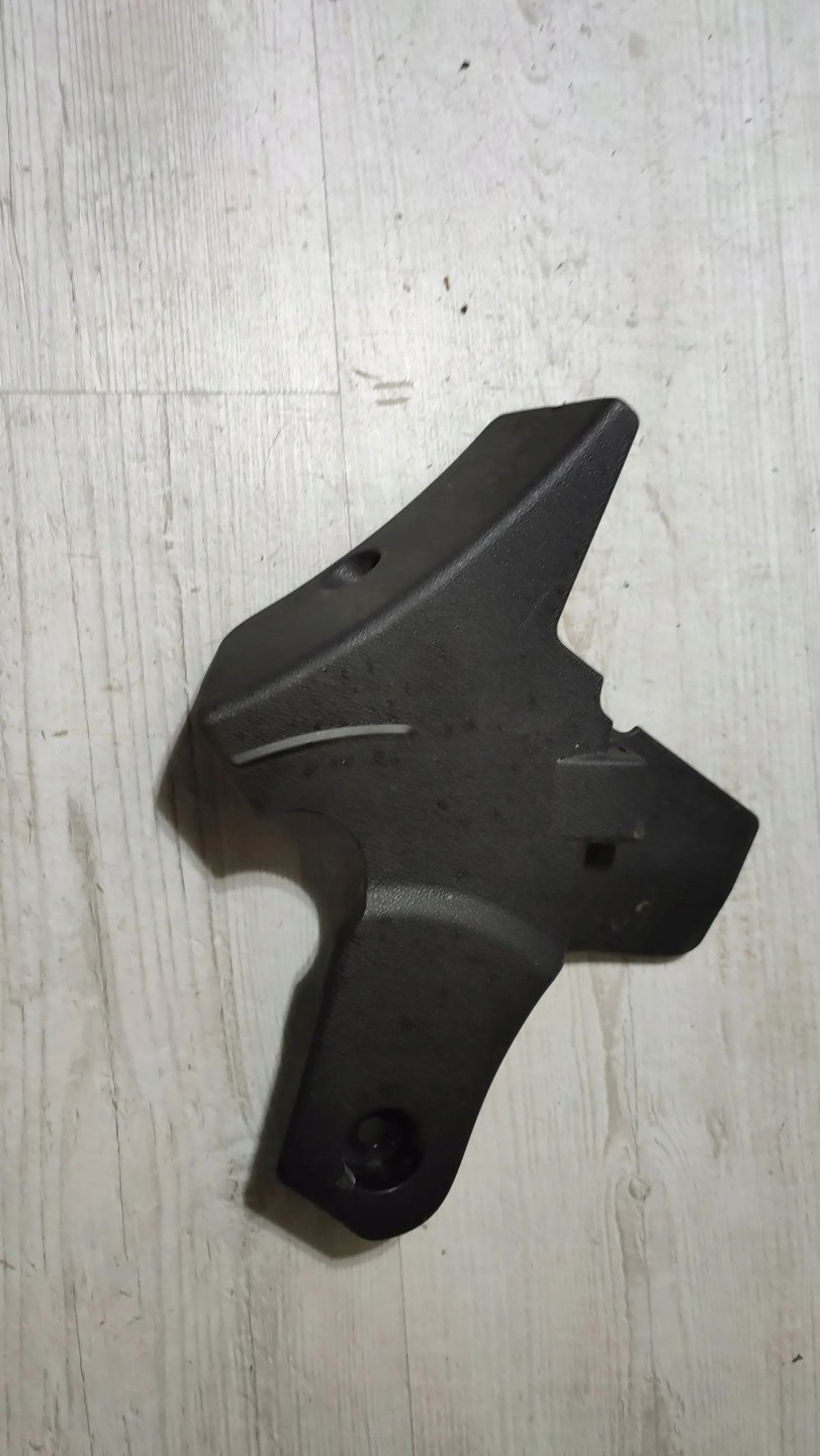 Renault Kadjar 17r 1.5dci front side right cover seat